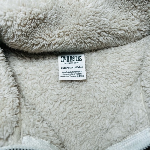 PINK Victoria's Secret Cream Fleece Jacket XS (c) - Picture 3 of 9